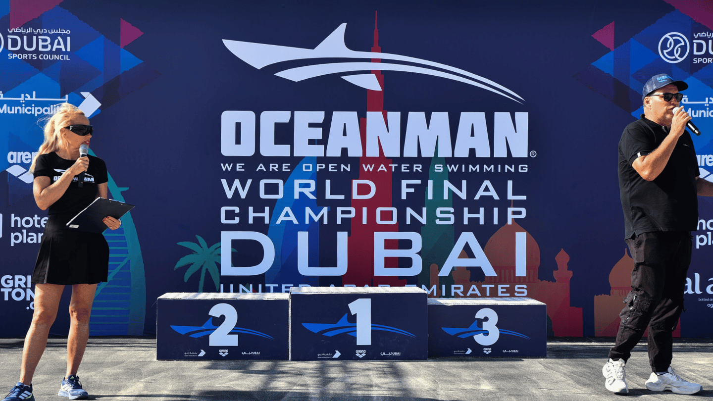 Українські ветерани на церемонії нагородження OCEANMAN World Final Championship у Дубаї 2025